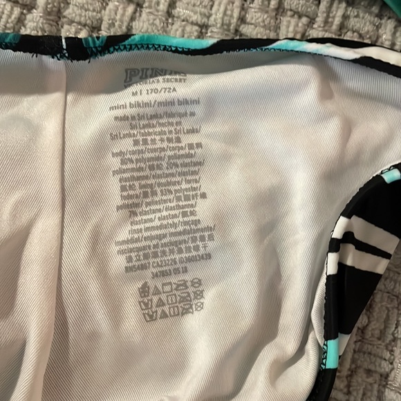 Vs PINK bikini size medium , underwire - Picture 3 of 3